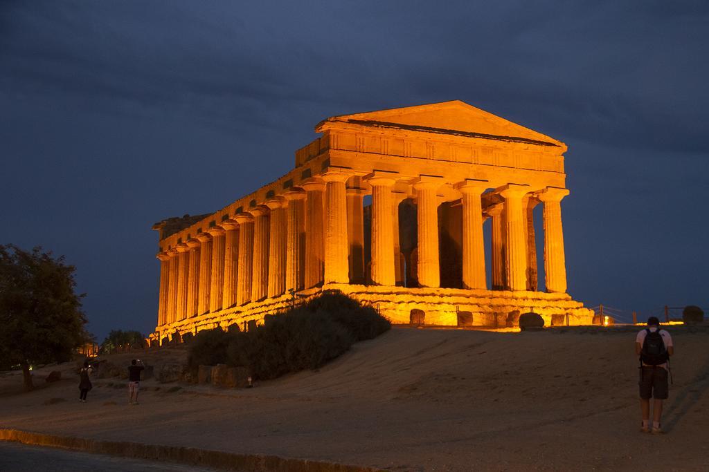 La Passeggiata Di Girgenti Bed & Breakfast Agrigento Bagian luar foto